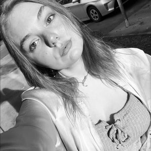 Meet your Posher, Bailey